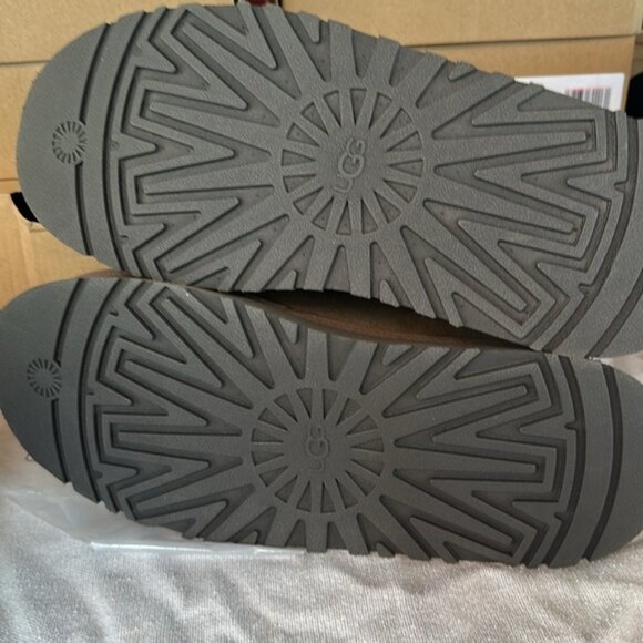 UGG Women's Tazz Slippers - Picture 6 of 6